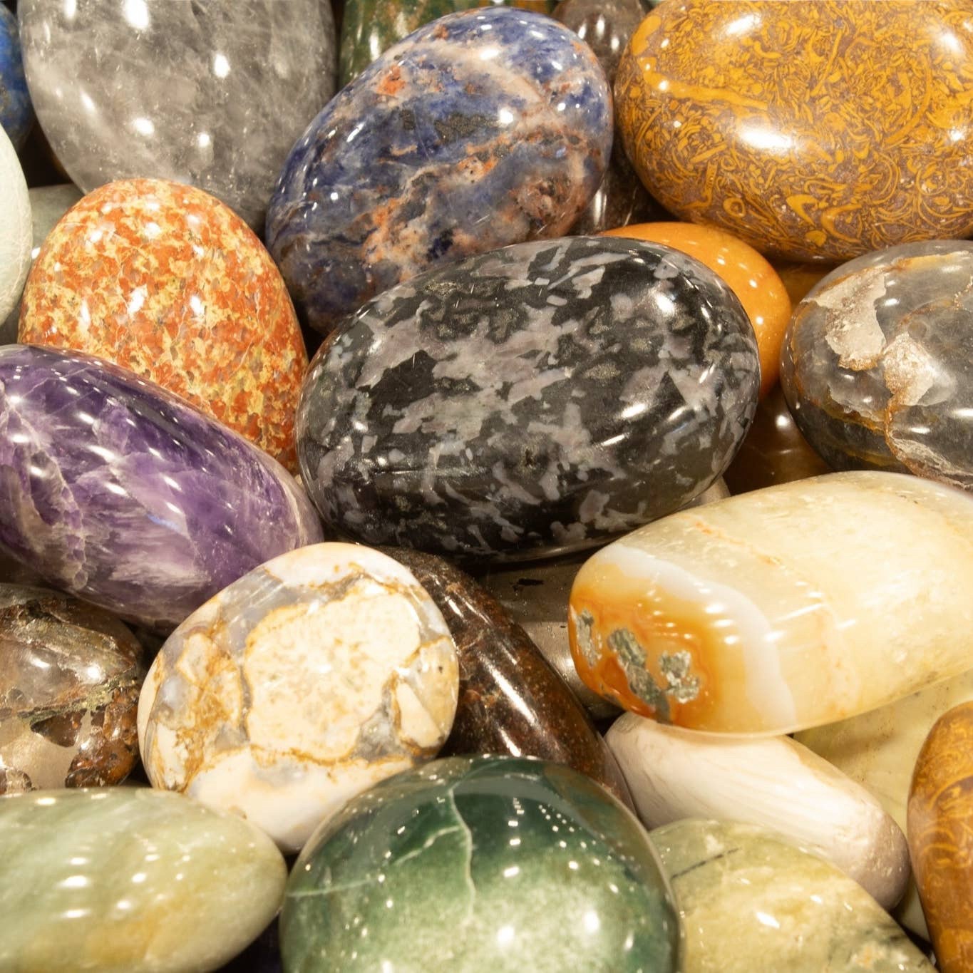 Gemstone Pillow Palm Stone Assorted 40-60mm 1kg/2lbs - Image 2
